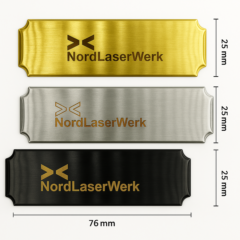 Edelstahl-Namensschilder in Gold, Silber und Schwarz – gebürstete Metallplaketten mit edlen Eckverzierungen